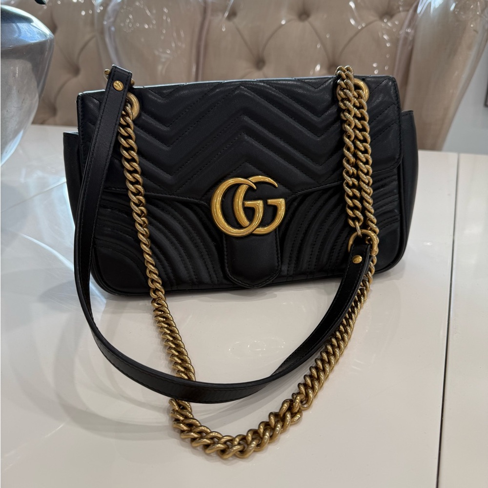 Gucci Black Leather Shoulder Bag with Gold Chain